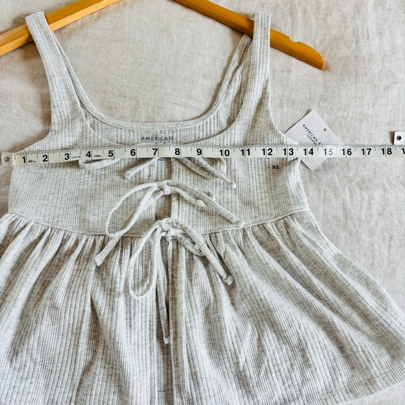 American Eagle Outfitters Light Gray Lace-Up Crop Top - Picture 9 of 10